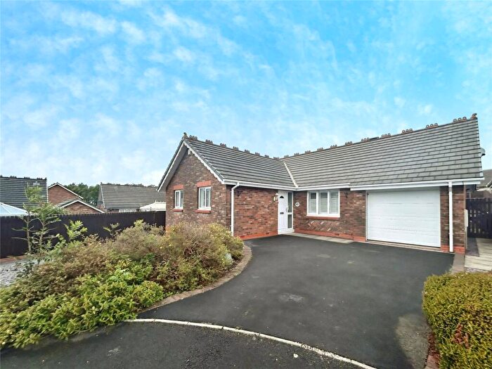 3 Bedroom Bungalow To Rent In Chaucer Road, Workington, Cumbria, CA14