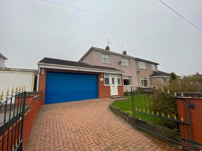 Houses for sale in Mackworth, DE22, Derby