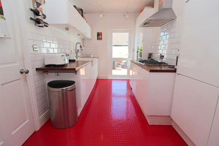 2 Bedroom Duplex To Rent In London Road, St. Albans, AL1