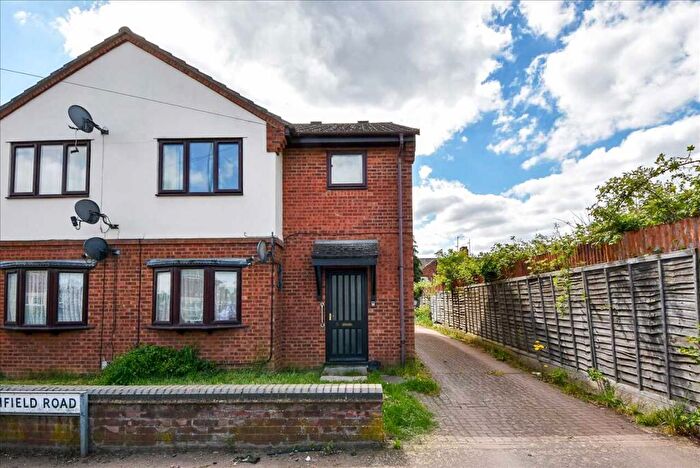 2 Bedroom Apartment To Rent In Highfield Road, Wellingborough, NN8