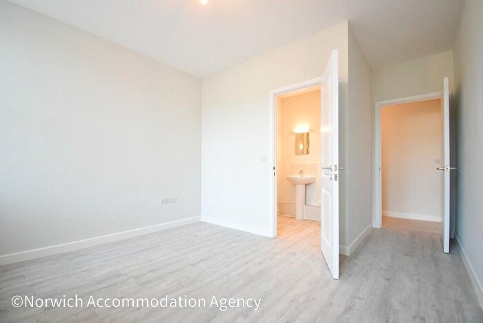 2 Bedroom Apartment To Rent In Thorpe Road, Norwich, Norfolk, NR1
