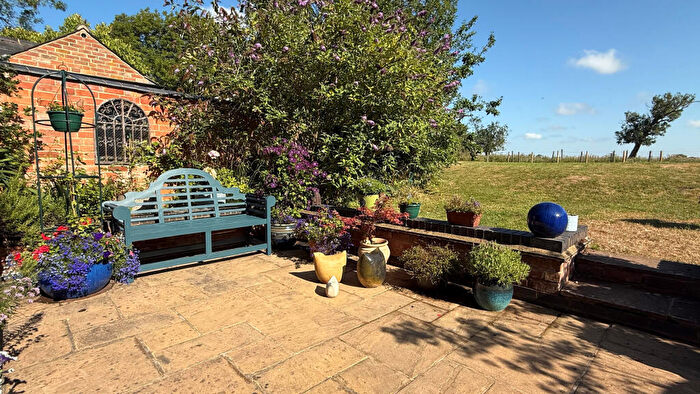 3 Bedroom Cottage For Sale In Pegs Lane, Clipston, Market Harborough, Leicestershire, LE16
