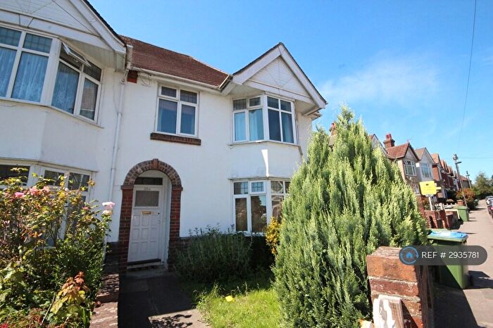 3 Bedroom Semi Detached House To Rent In Tennyson Road, Southampton, SO17