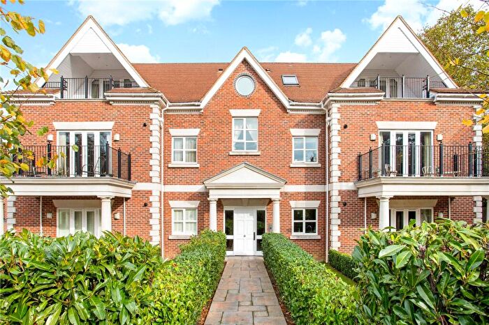 2 Bedroom Apartment For Sale In Cross Road, Ascot, Berkshire, SL5