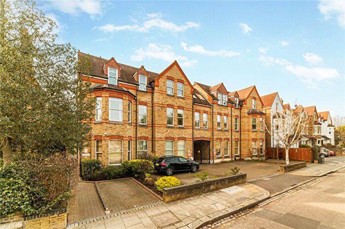 2 Bedroom Flat To Rent In Grange Park, London, W5