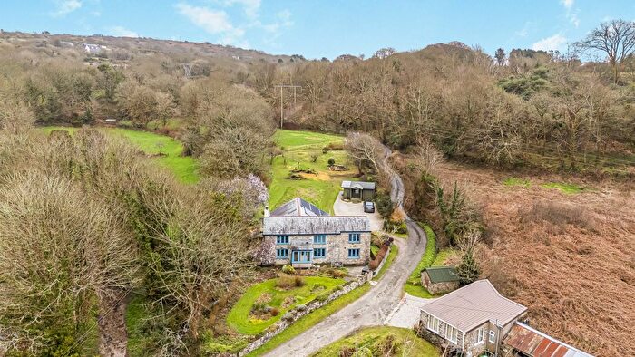 5 Bedroom Cottage For Sale In Carwynnen, Versatile Home With Large Garden, Paddocks And Woodland Area, TR14