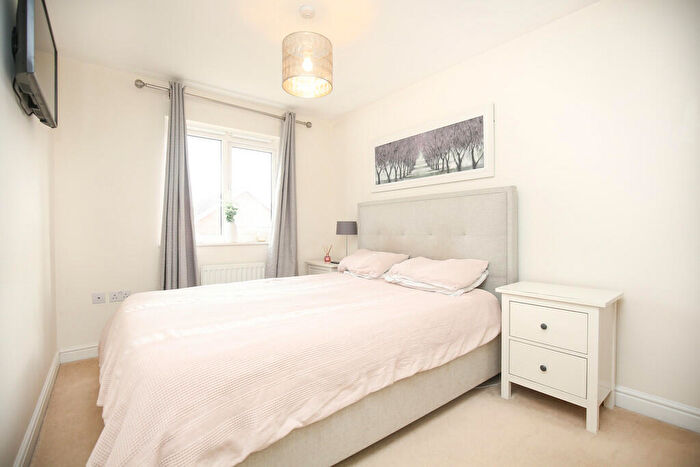 3 Bedroom End Of Terrace House For Sale In Bowler Close, Atherstone, CV9