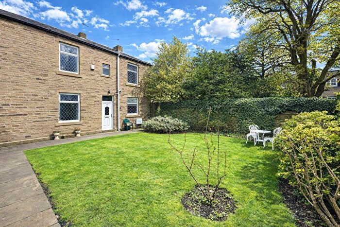 2 Bedroom Terraced House For Sale In Ivy Terrace, Savile Park, Halifax, HX1