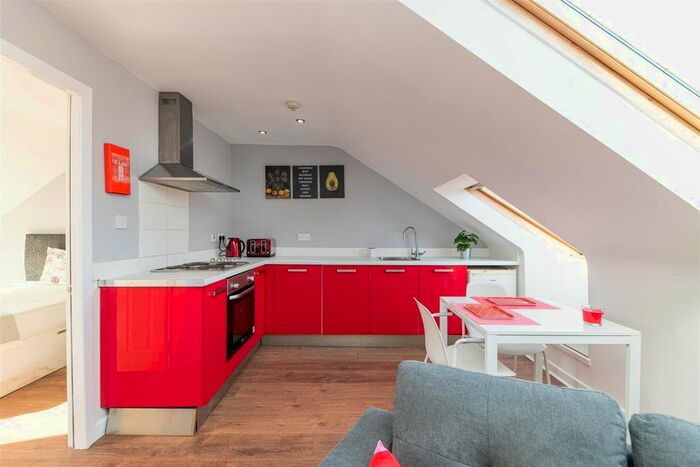 1 Bedroom Flat To Rent In Chillingham Road, Heaton, Newcastle Upon Tyne, NE6