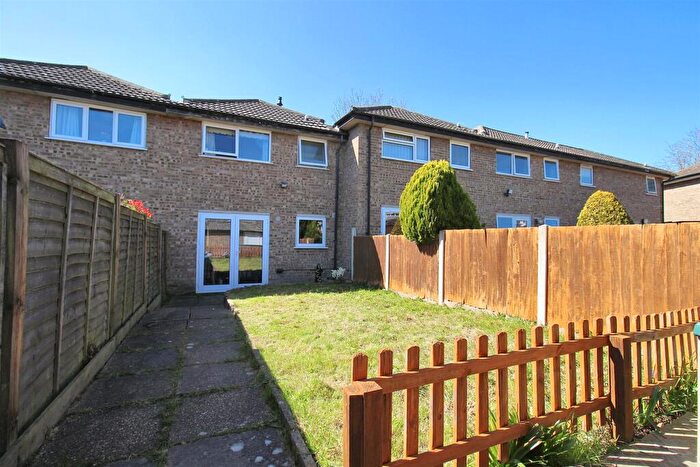 3 Bedroom Terraced House For Sale In Ecton Walk, Norwich, NR6