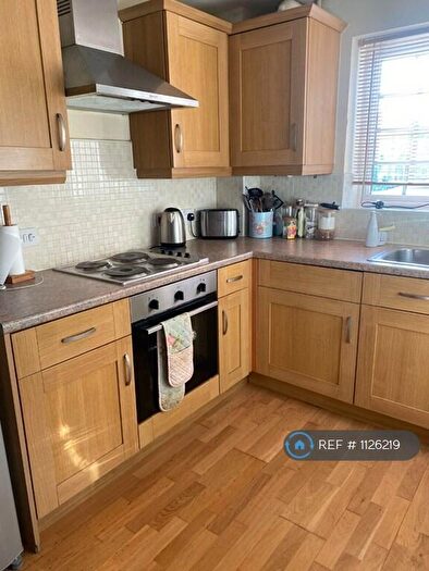 2 Bedroom Flat To Rent In Harlow Crescent, Milton Keynes, MK4