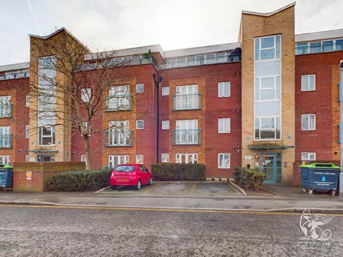 2 Bedroom Flat To Rent In St. Mark's Place, Dagenham, RM10