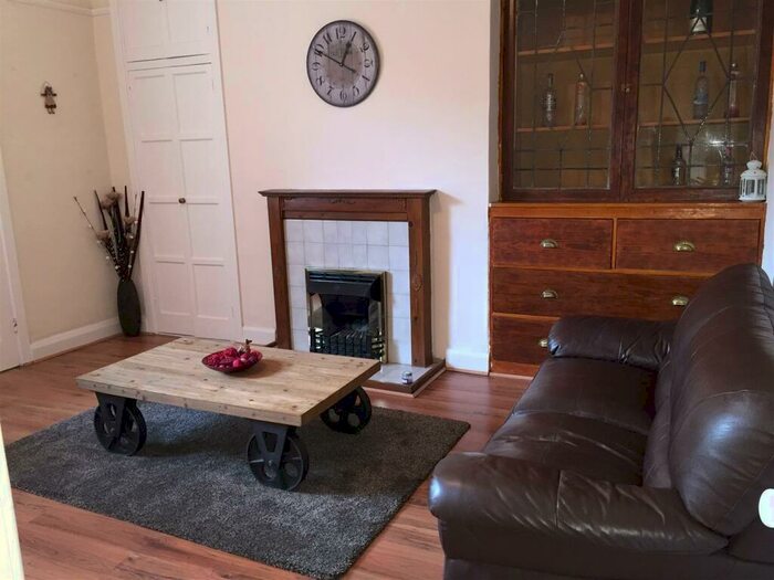 2 Bedroom Apartment To Rent In Warton Terrace, NE6