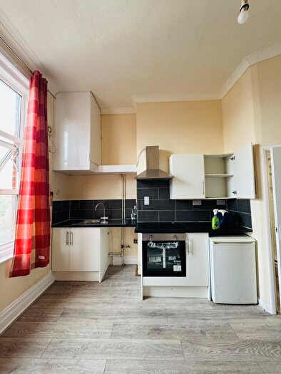 Studio To Rent In Denzil Avenue, Southampton, SO14