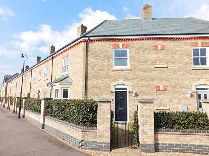 3 Bedroom Terraced House To Rent In Charlotte Avenue, Fairfield, Hitchin, SG5