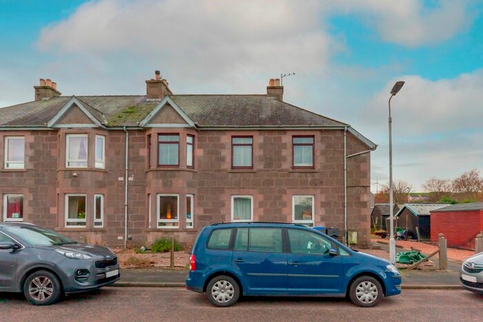 3 Bedroom Flat To Rent In Church Street, Inverbervie, Aberdeenshire DD10