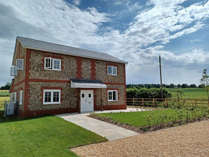 4 Bedroom Property To Rent In Chapel Lane, Easton, Winchester, SO21