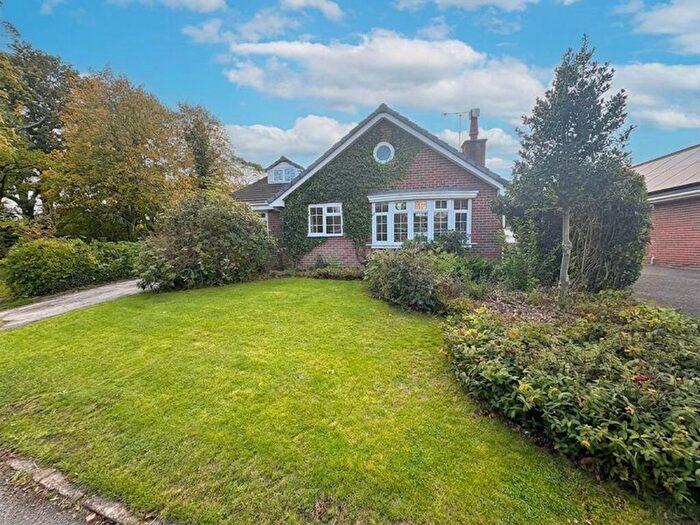 3 Bedroom Detached Bungalow For Sale In Elmore Close, Holmes Chapel, CW4