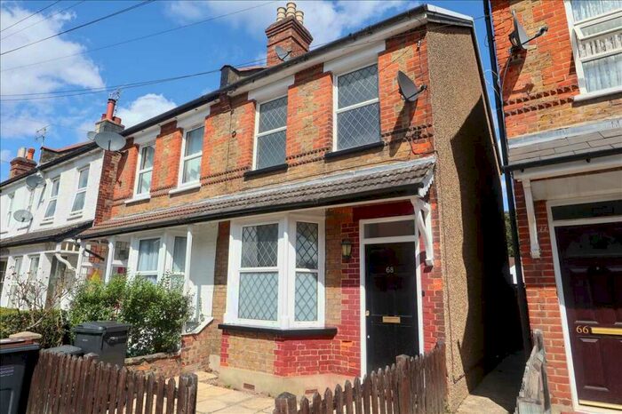 2 Bedroom Semi-Detached House To Rent In Close To Purley Town Centre, CR8
