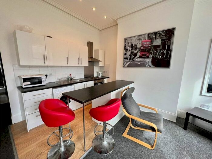 2 Bedroom Flat To Rent In Summerhill, Thornhill, Sunderland, SR2