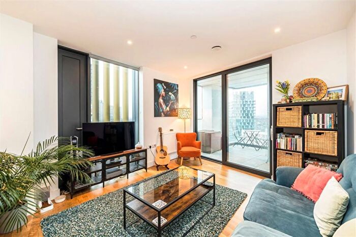 2 Bedroom Flat For Sale In Station Road, Lewisham, SE13
