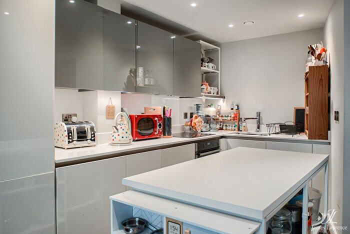 4 Bedroom Town House For Sale In Tenby Street South, Birmingham, B1