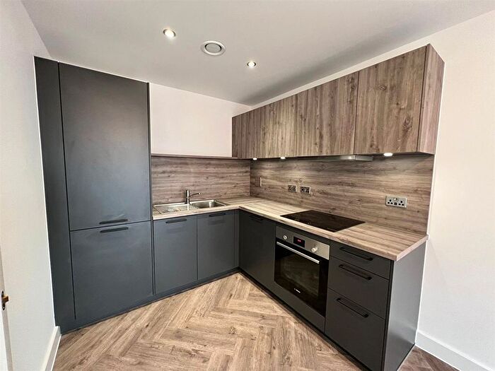 1 Bedroom Flat To Rent In Camden Street, Birmingham, B1