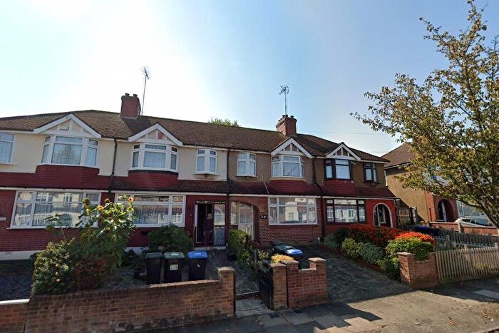 3 Bedroom Terraced House To Rent In Ascot Gardens, Enfield, EN3