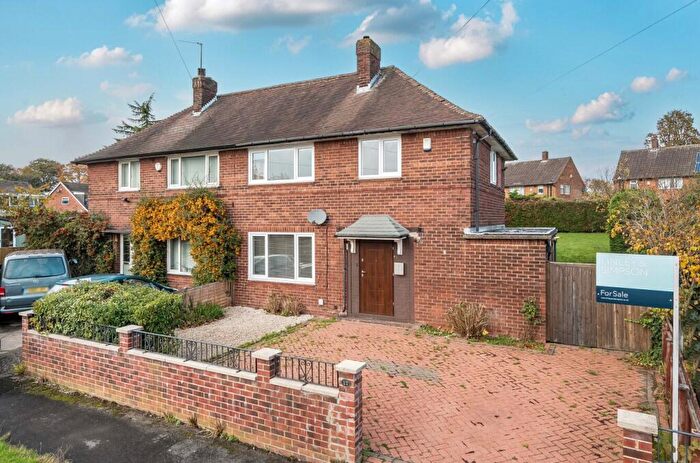 3 Bedroom Semi Detached House For Sale In Stonegate Close, Moortown, Leeds, LS17