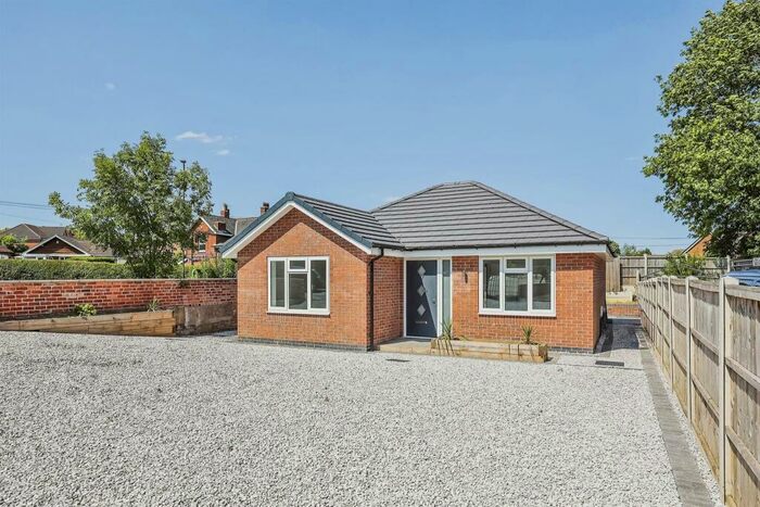 2 Bedroom Detached Bungalow For Sale In Heanor Gate, Heanor, DE75