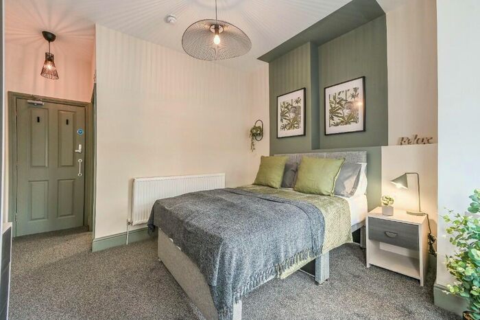 1 Bedroom House Of Multiple Occupation To Rent In Ro York Place, Newport, South Wales, NP20