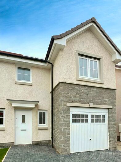 3 Bedroom Semi-Detached House To Rent In Fairlie Road, Kirkton Campus, Livingston, EH54