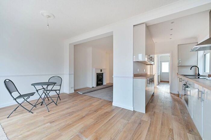 3 Bedroom Semi-Detached House To Rent In Kneller Gardens, Isleworth, TW7