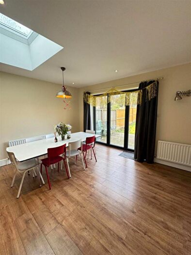 6 Bedroom House To Rent In Orchard Close, Canterbury, CT2