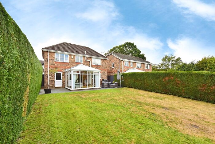 4 Bedroom Detached House For Sale In Crofters Close, Killamarsh, Sheffield, Derbyshire, S21