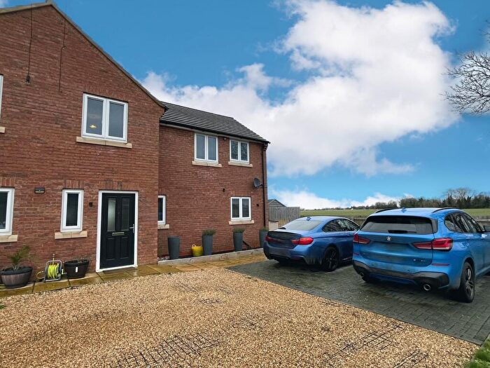 3 Bedroom Semi-Detached House For Sale In Back Bank, Whaplode Drove, Spalding, PE12