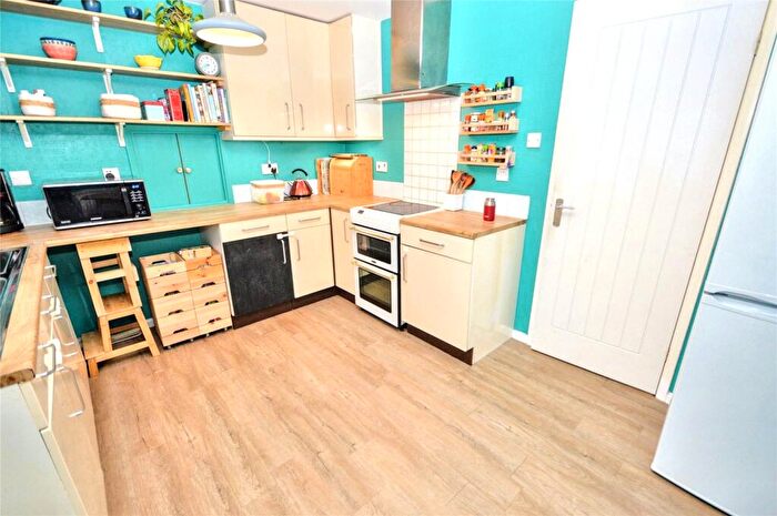 3 Bedroom Detached Bungalow For Sale In Shepcote Crescent, Leeds, West Yorkshire, LS16