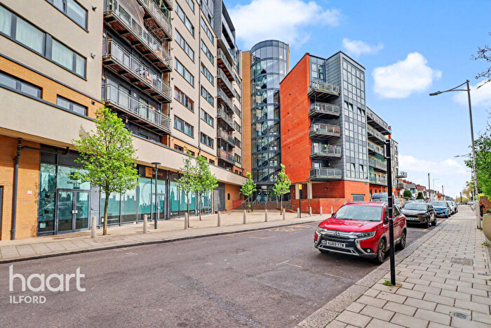 1 Bedroom Apartment For Sale In Perth Road, Ilford, IG2