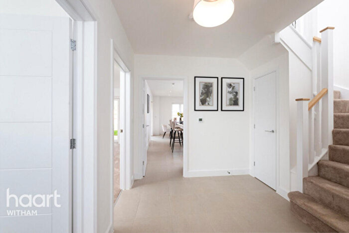 4 Bedroom Detached House For Sale In Kelvedon Rise, Coggeshall Road, Kelvedon, CO5