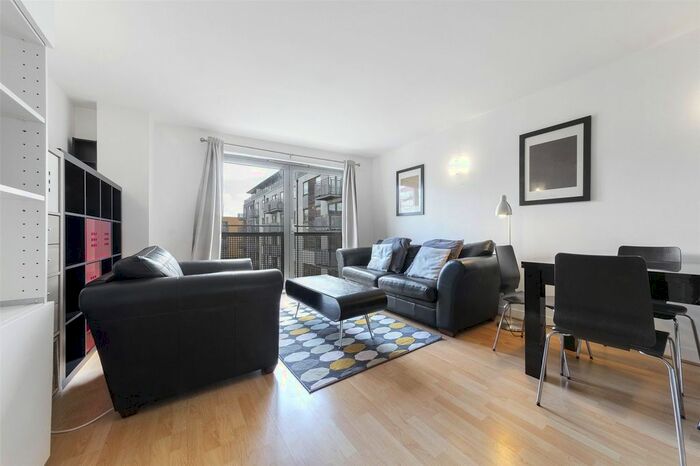 2 Bedroom Flat To Rent In Indiana Building, Deals Gateway, Deptford, London, SE13