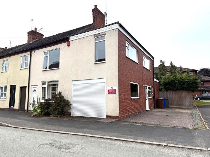 4 Bedroom End Terrace House For Sale In Millington Street, Rugeley, WS15