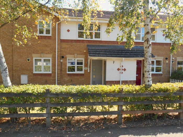 2 Bedroom Property To Rent In Byewaters, Watford, WD18