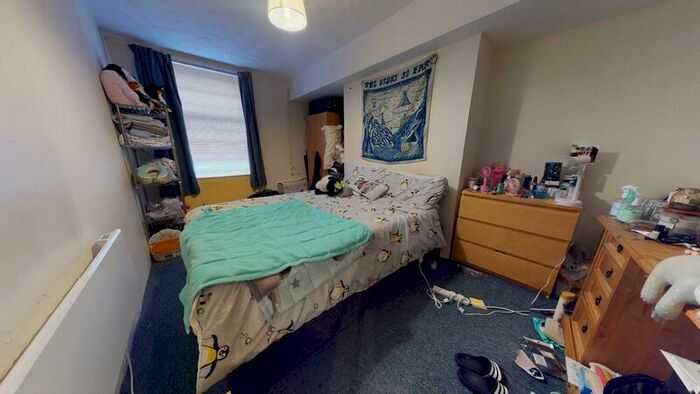 1 Bedroom Flat To Rent In Back Brudenell Mount, Hyde Park, Leeds, LS6