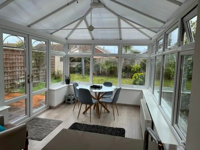 3 Bedroom Bungalow To Rent In Lingwood Avenue, Christchurch, BH23