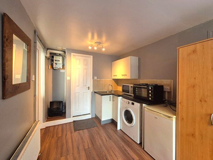 1 Bedroom Studio To Rent In Kent Close, Mitcham, CR4
