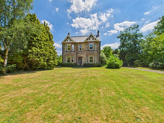 5 Bedroom Detached House For Sale In Kirkby Road, Barwell, LE9