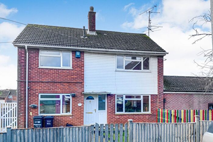 3 Bedroom End Terrace House For Sale In Monmouth Road, Yeovil, BA21