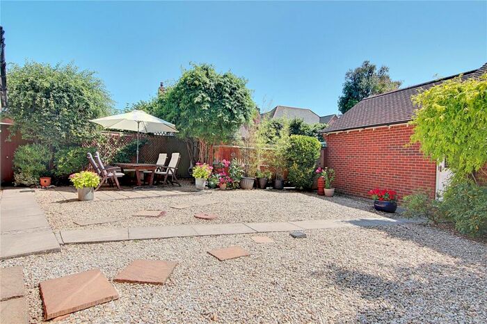 5 Bedroom Detached House For Sale In Henry Fletcher Close, Angmering, Littlehampton, West Sussex, BN16