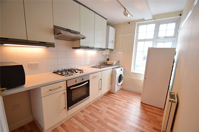 2 Bedroom Flat To Rent In Tudor Court, Russell Hill Place, Purley, CR8