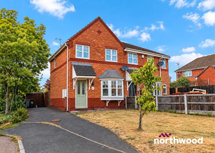 3 Bedroom Semi-Detached House To Rent In Coleridge Close, Sandbach, CW11
